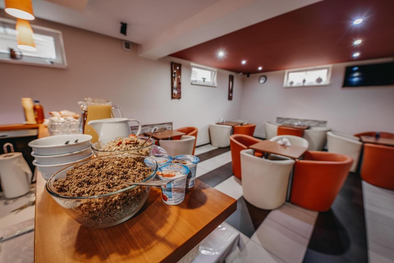 City Penzion Hotell Košice Eksteriør bilde