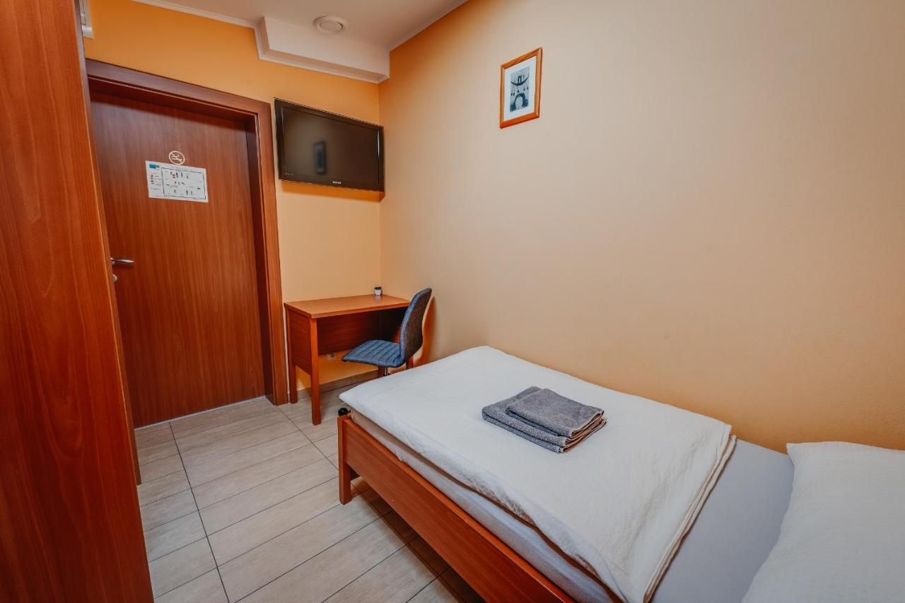 City Penzion Hotell Košice Eksteriør bilde